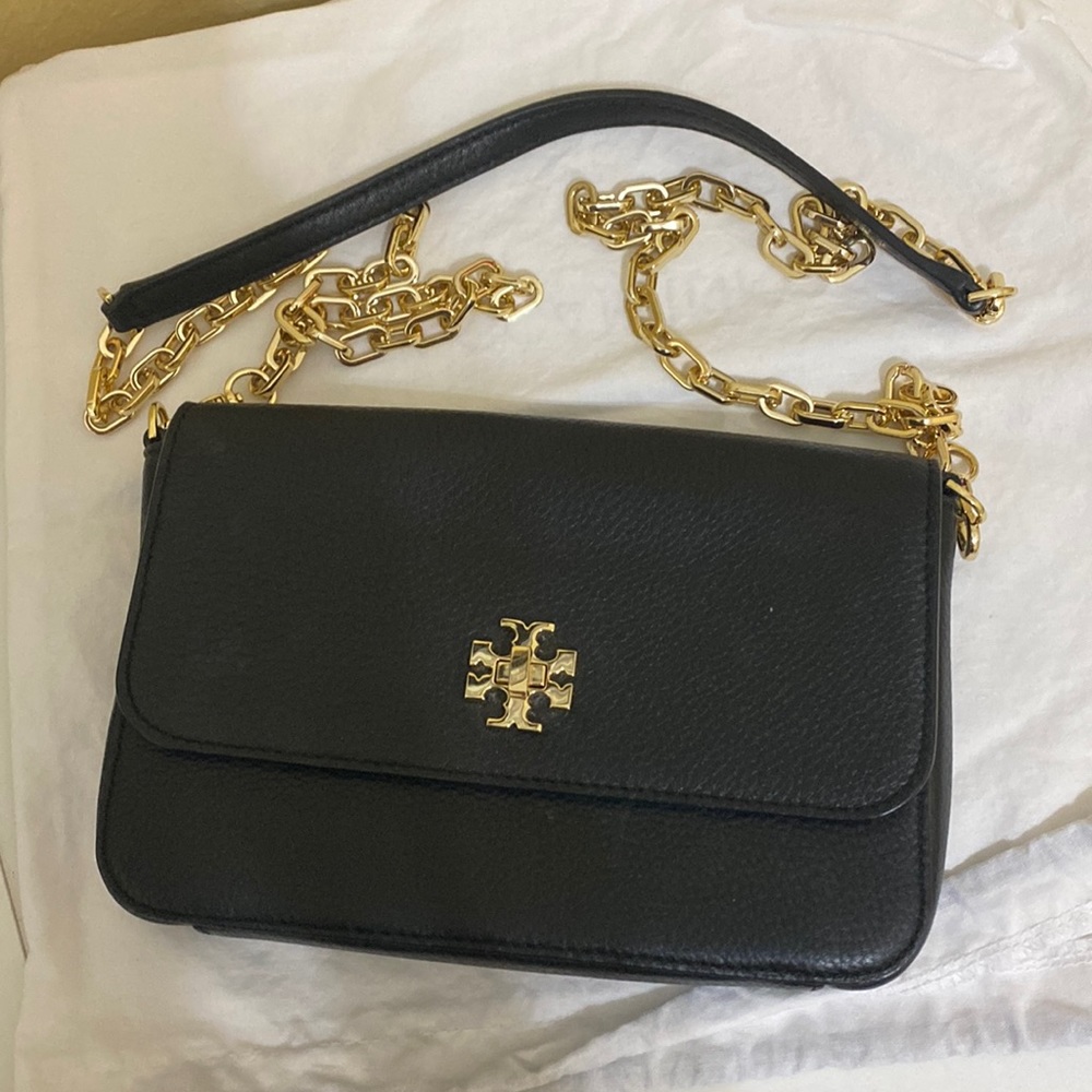 Tory Burch clutch pebble black leather crossbody